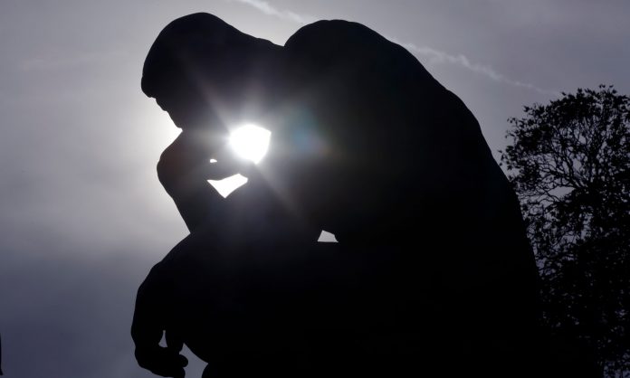 4594 Entender a inferência causal, um aspecto da filosofia da ciência, é a chave para tornar nossa pesquisa confiável