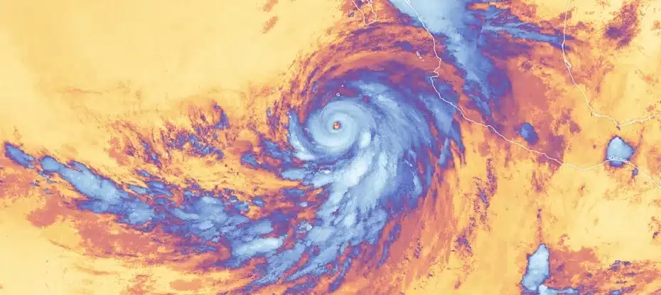 Tempestade 'sem precedentes' atinge a Califórnia com declaração de emergência