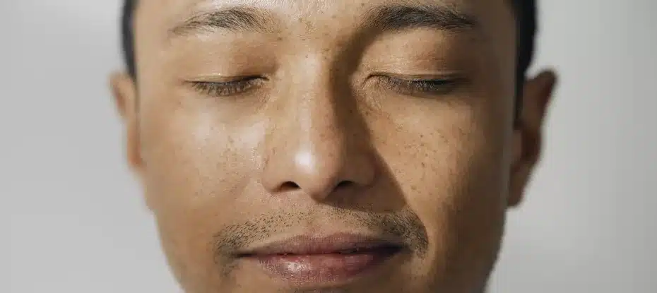 Implante cerebral traduz sinais cerebrais em fala